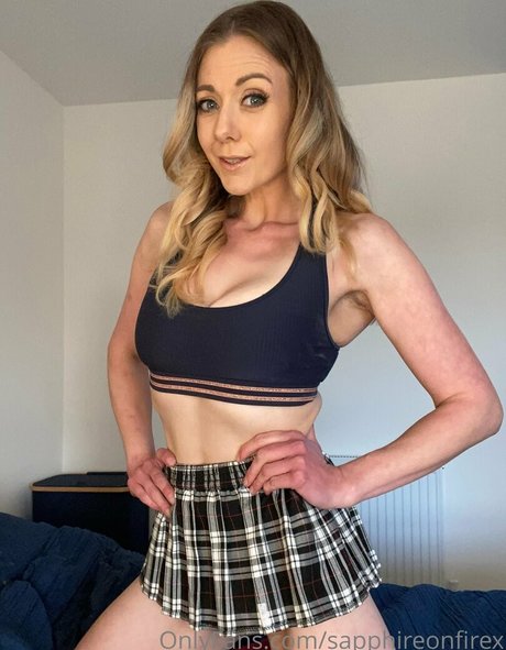 逆騎乗位 オンリーファンズ セクシー裸 アーカイブ