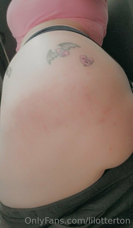 lilotterton ヌードスター 写真