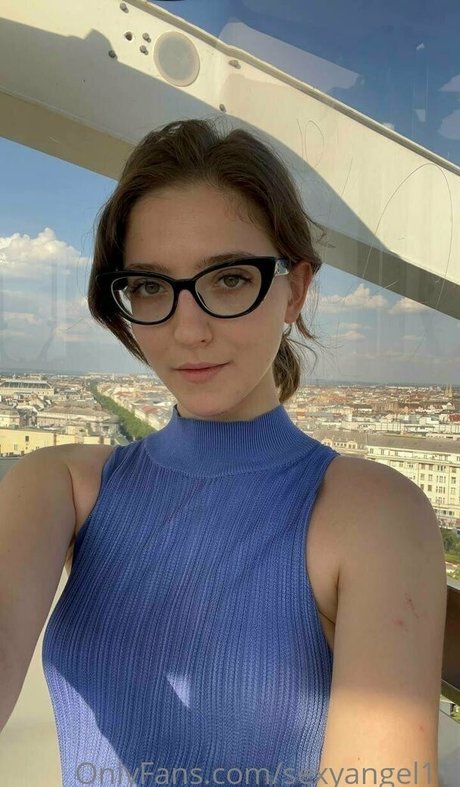 sofiaa2307 アート女優 写真