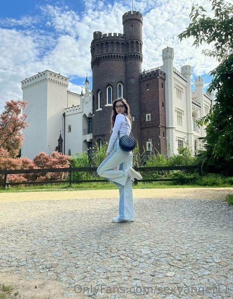 sofiaa2307 美しいポルノスター アーカイブ