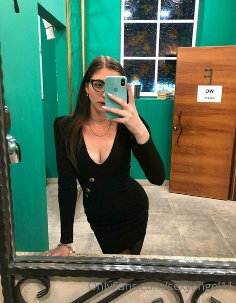 sofiaa2307 ポルノモデル 写真