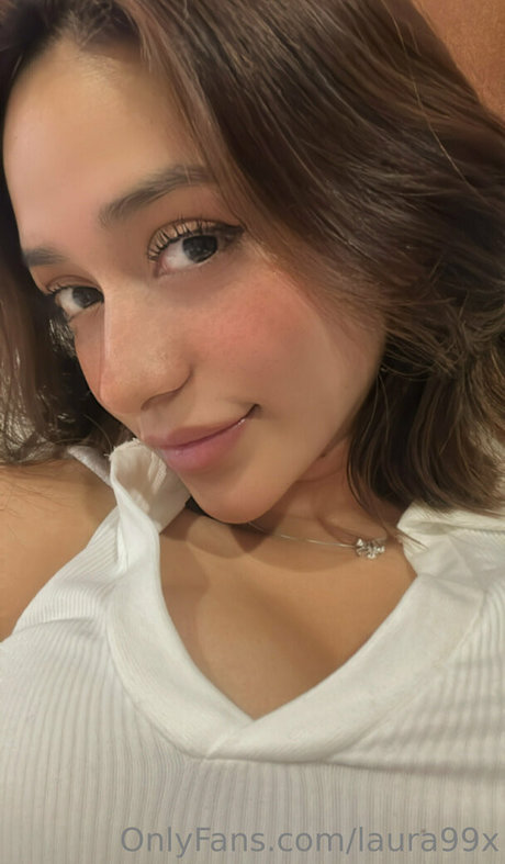 laura99x 完璧なポルノスター ギャラリー