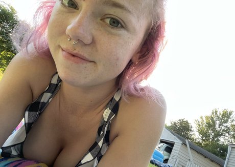 junestrawberriesfree ポルノスター 独占 アーカイブ