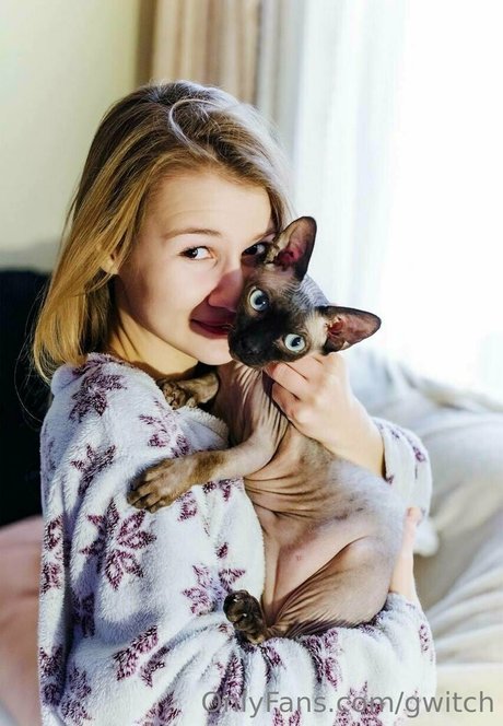 gwitch アダルトスター ギャラリー