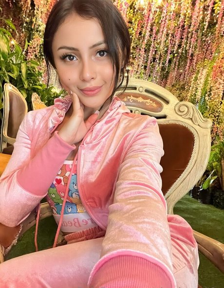 赤毛ティーンオンリーファンズ えろた 写真