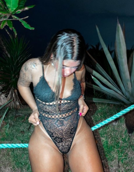 赤毛ティーンオンリーファンズ ポルノ 画像