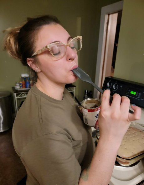 かわいい巨乳OnlyFans アダルト 画像