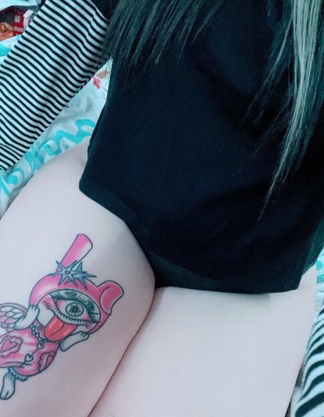 fakenips ヌードスター 写真