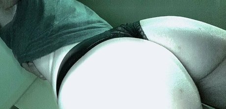 赤毛の熟女オンリーファンズ 無料 ギャラリー