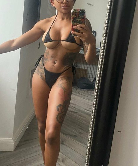 巨乳アナルOnlyFans アダルト 画像