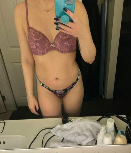 sophiaroseisreal ヌード女優 写真