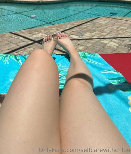 selfcarewithchloe スター ヌード 写真