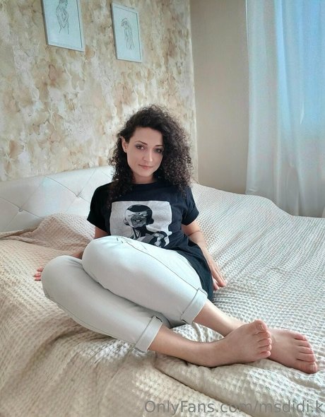 msdidi k ホットなスター 写真