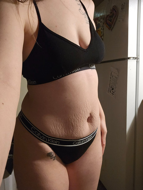 Bella Mae xxxモデル 写真