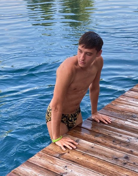 PuppMich ポルノスター パーフェクト 写真