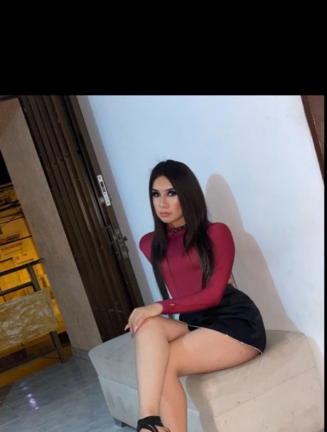 Caroline Catz エロティックモデル 写真