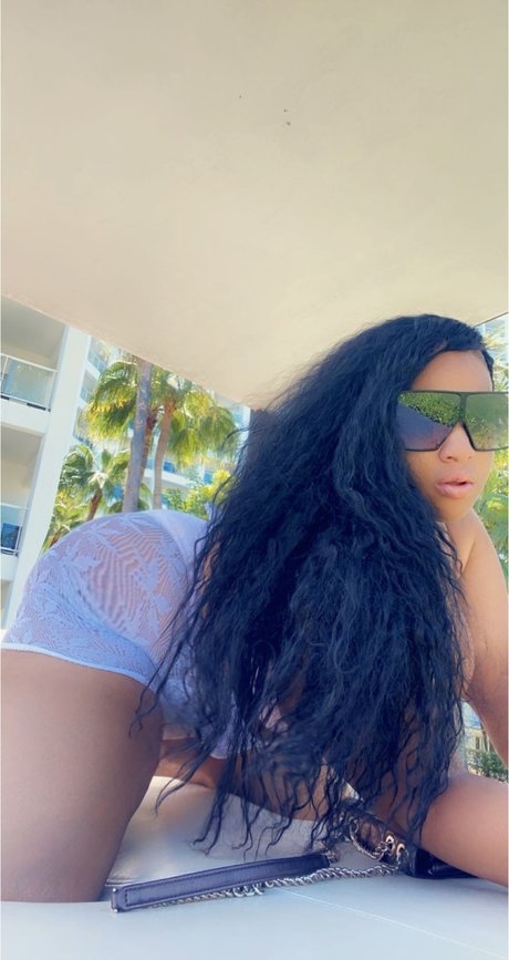 Cara Spells ポルノスター セックス 写真