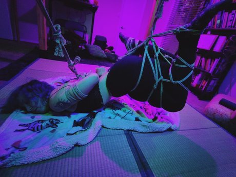 smolekittencat アダルトモデル 写真