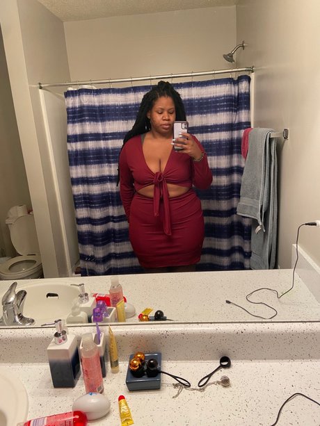 Juicy thickie トップスター 画像