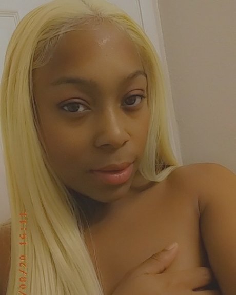 ゲイオンリーファン アダルト 写真