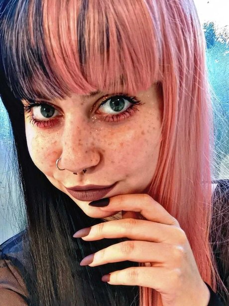 Mooncakexxx 素敵なポルノスター 画像