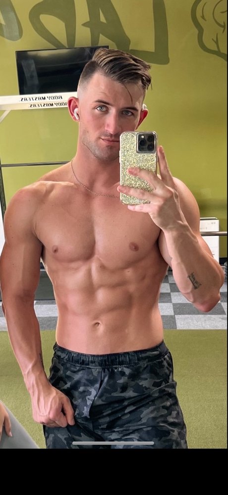 Cashlovesu ヌード女優 写真