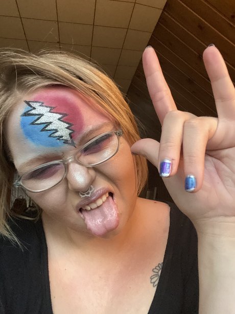 熟女 太め OnlyFans セクシーヌード 写真