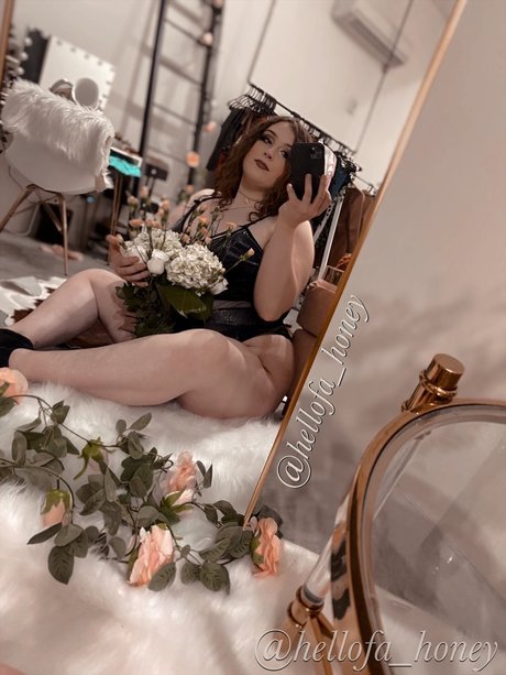 Honey B z 高品質モデル 写真