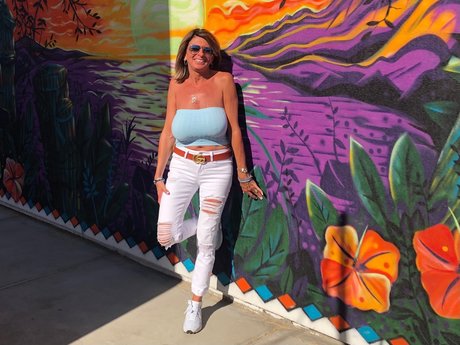 Southern Belle Miss Crystal ポルノスター アート 画像