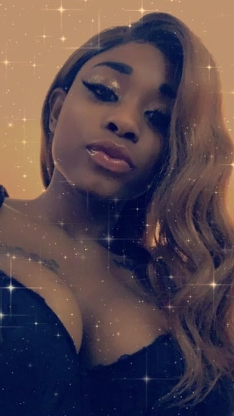 黒人レズビアンオンリーファンズ 美しいヌード 写真