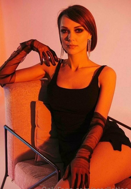 ベラルーシのファンのみ セクシーヌード 画像