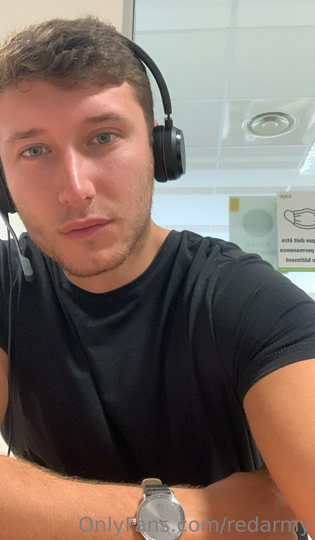 redarmy モデル 写真