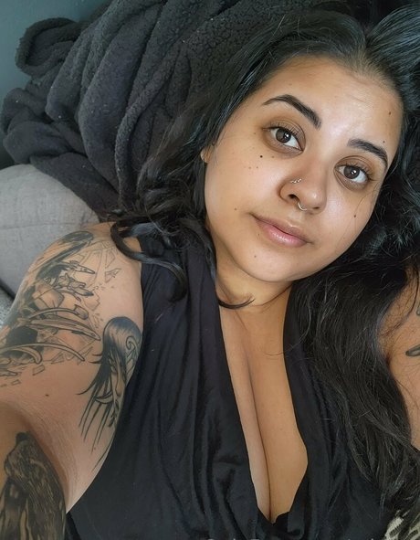 adriivy トップスター 写真