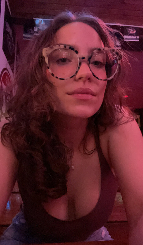 ella enchanted2 エロティックなスター ギャラリー