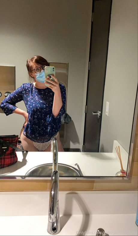 dommiemommyy アダルト女優 アーカイブ