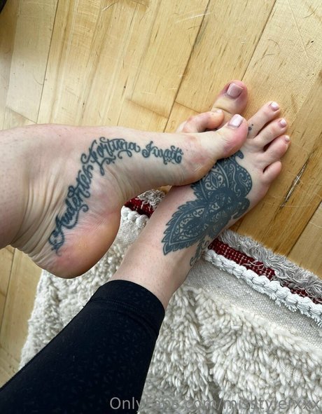 アジアの若者OnlyFans 無料ヌード 画像