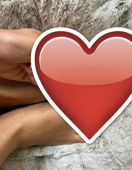 augusttaylorxxx 美しい女優 写真