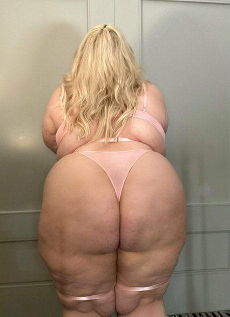 アナル舐めオンリーファンズ セクシー裸 写真