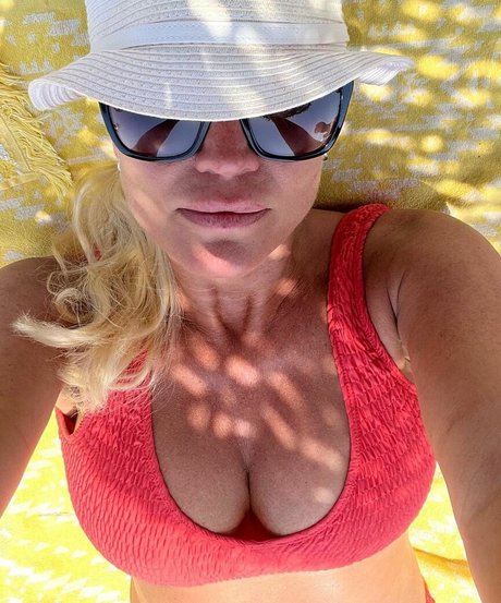 Denise Van Outen セックスモデル 写真
