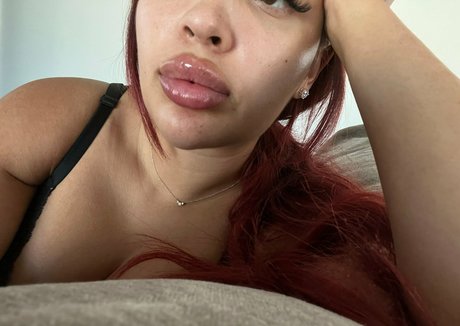 アンバー・オンリーファンズ ポルノグラフィック 画像