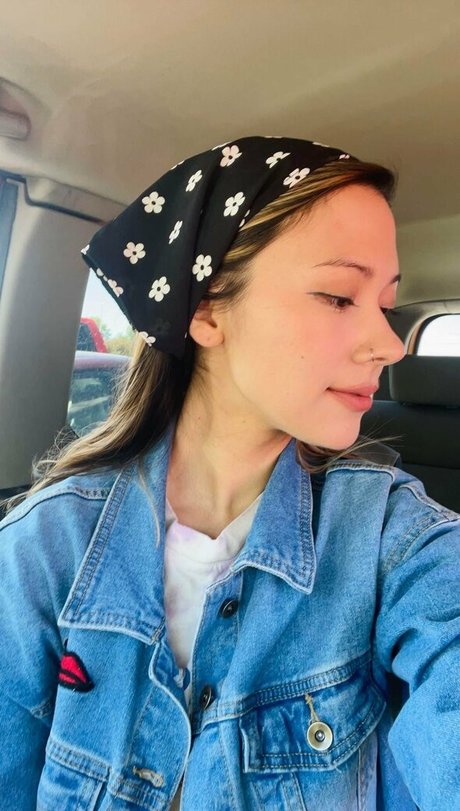 Laceyisanerd ポルノモデル 写真