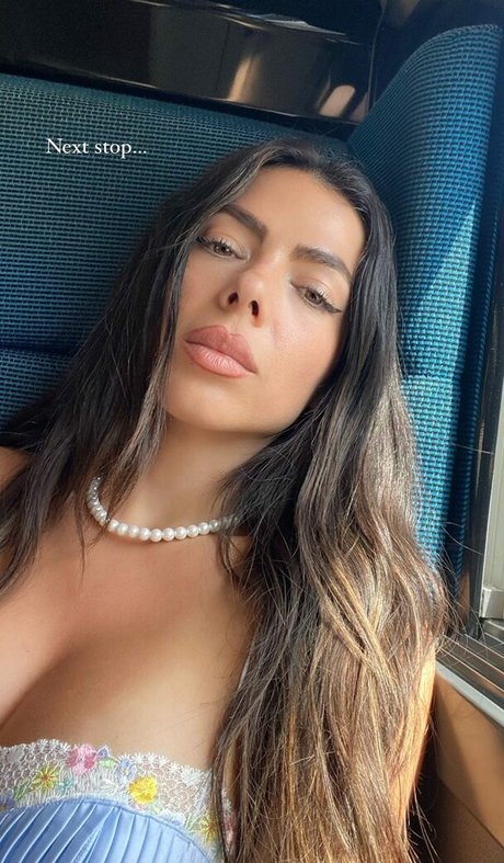 danellaurbaytv ホットなモデル 写真