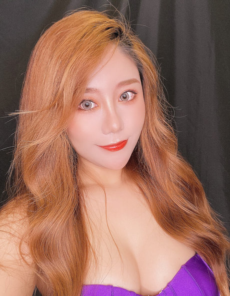 asmr ジンジャー オンリーファンズ ホット 写真