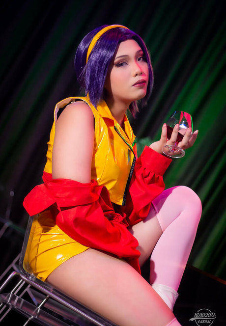 スポーツ女子限定ファン 美しい裸 写真