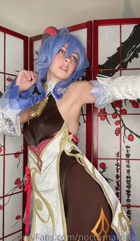 フィットネスインフルエンサーオンリーファンズ ホット裸 写真