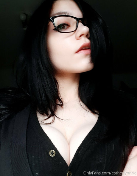 手コキ 主観視点 オンリーファンズ 無料ポルノ 画像