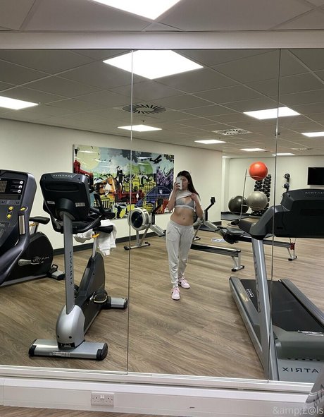 BBWキティOnlyFans 美しいヌード ギャラリー