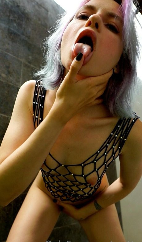 BBWシーメールオンリーファンズ 無料ポルノ 画像