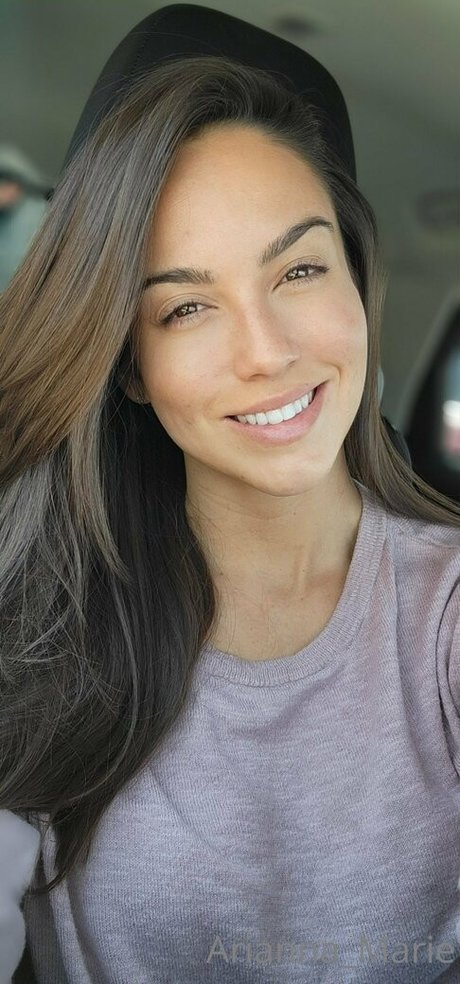 ワークアウト オンリーファンズ ヌード アーカイブ