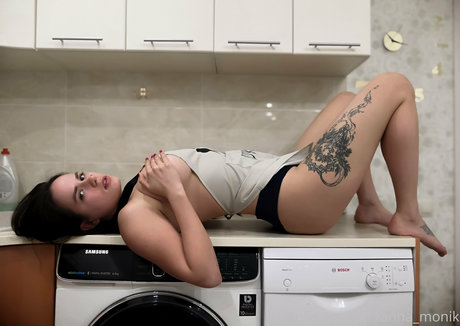 anna monik セクシー女優 写真